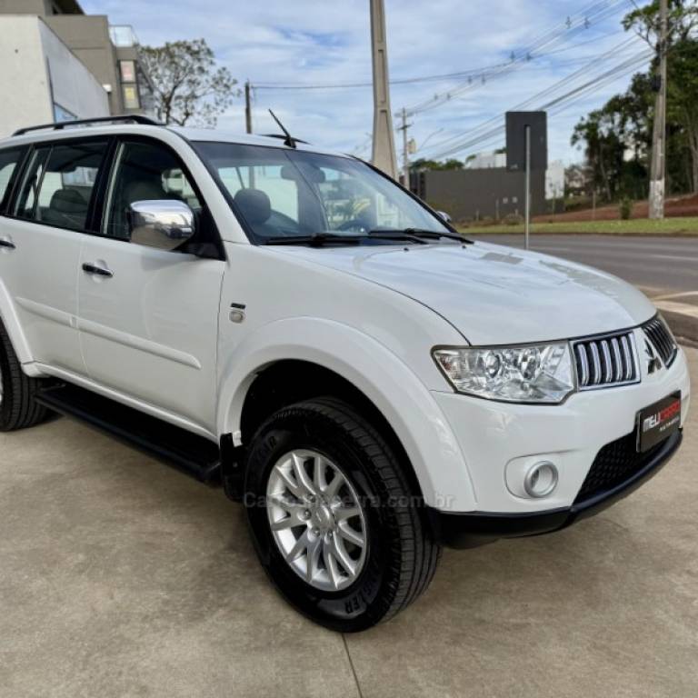 MITSUBISHI - PAJERO DAKAR - 2010/2010 - Branca - R$ 105.900,00