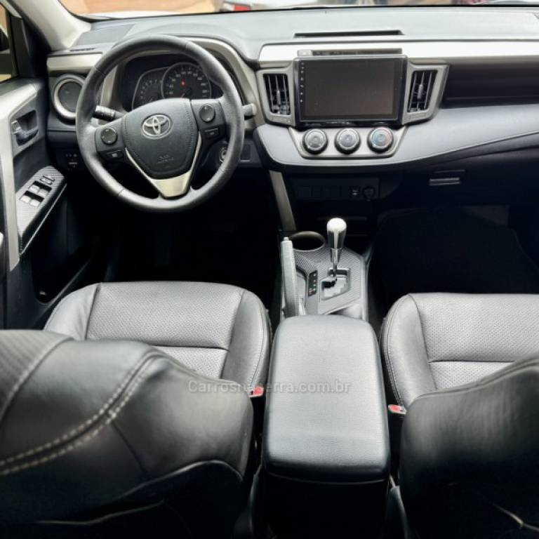 TOYOTA - RAV4 - 2013/2013 - Branca - R$ 88.900,00