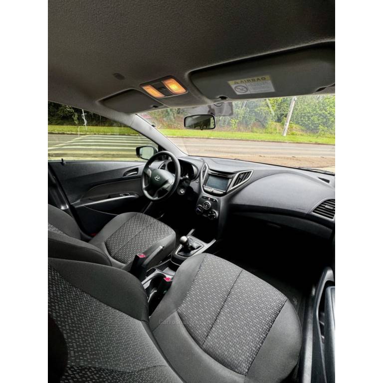 HYUNDAI - HB20 - 2019/2019 - Branca - R$ 54.900,00