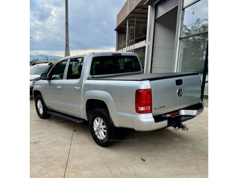 VOLKSWAGEN - AMAROK - 2015/2016 - Prata - R$ 94.900,00