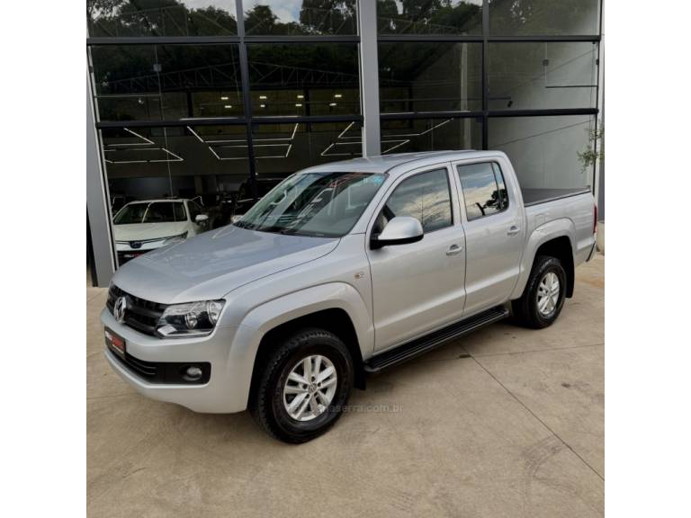 VOLKSWAGEN - AMAROK - 2015/2016 - Prata - R$ 94.900,00