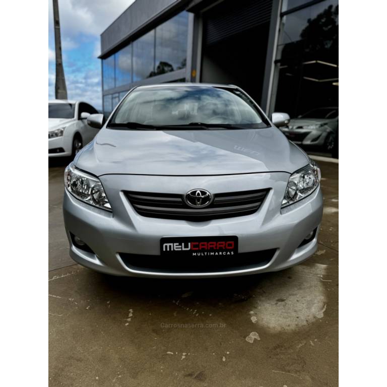 TOYOTA - COROLLA - 2009/2010 - Prata - R$ 61.900,00