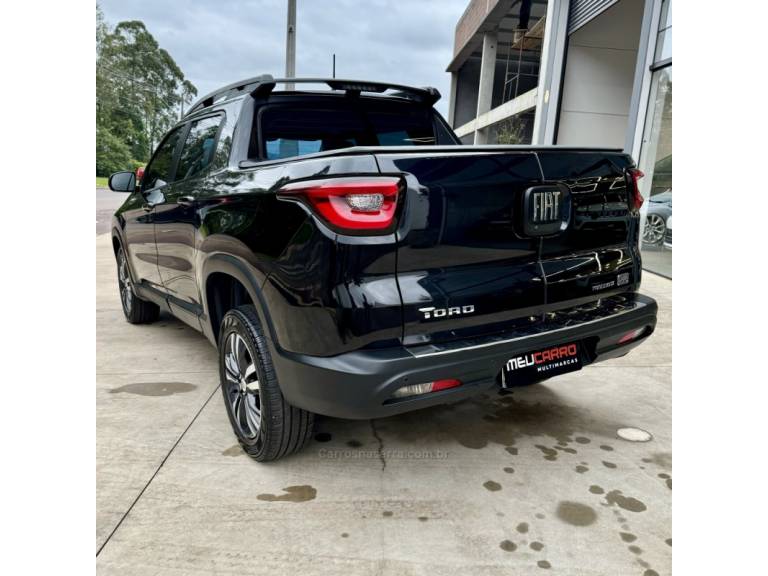 FIAT - TORO - 2023/2022 - Preta - R$ 126.900,00