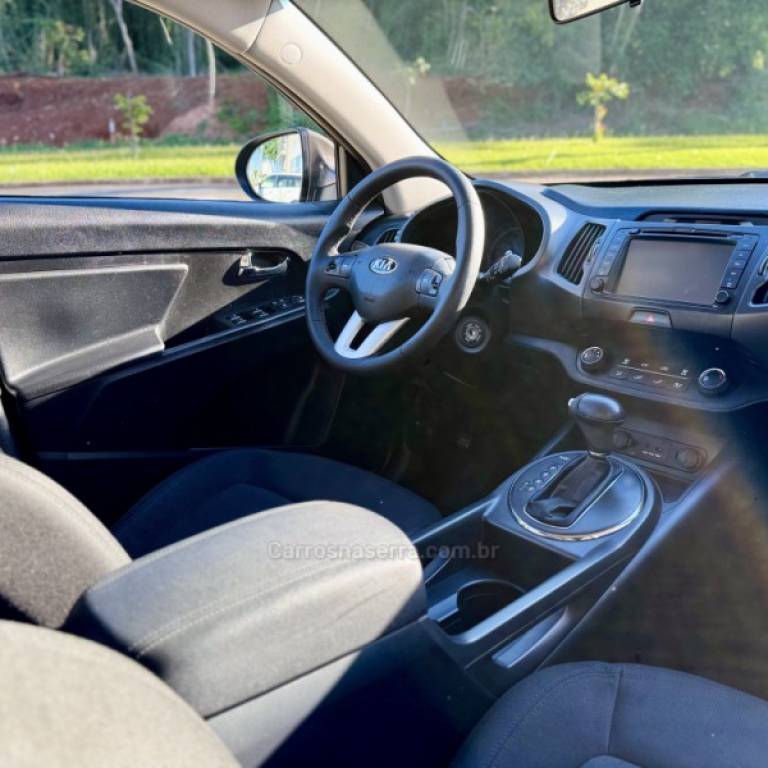 KIA MOTORS - SPORTAGE - 2012/2013 - Marrom - R$ 69.900,00