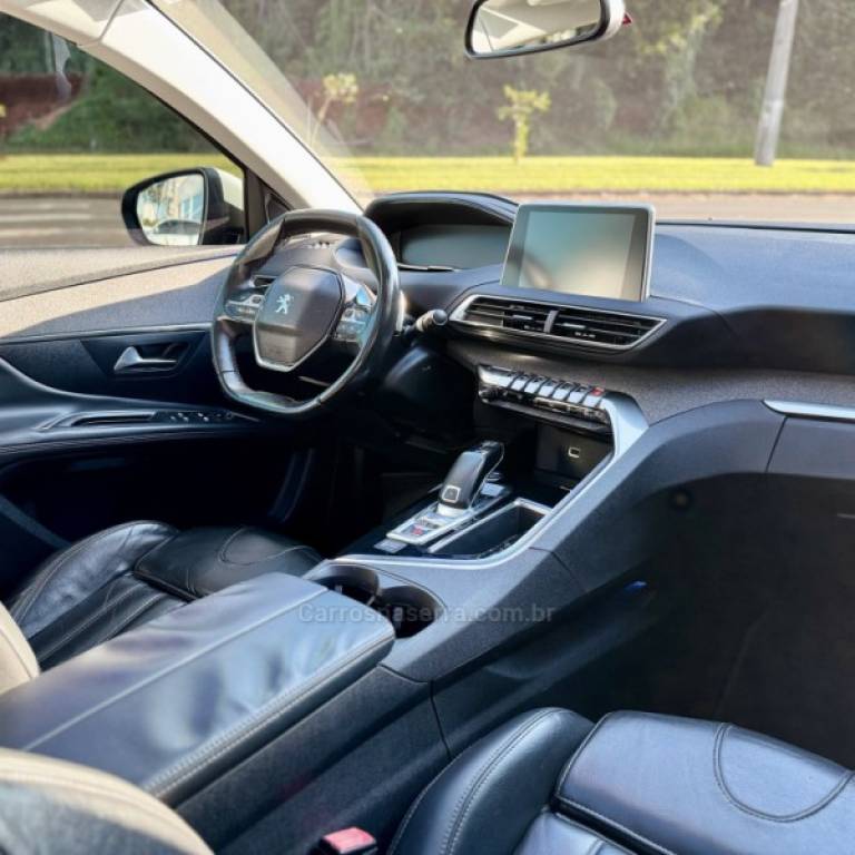 PEUGEOT - 3008 - 2018/2018 - Branca - R$ 105.900,00