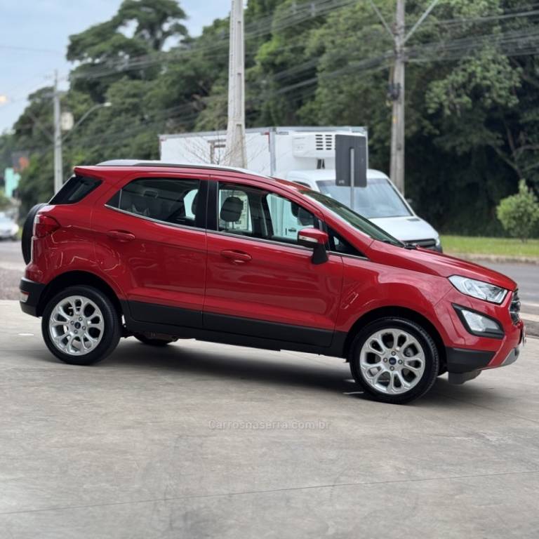 FORD - ECOSPORT - 2018/2019 - Vermelha - R$ 85.900,00