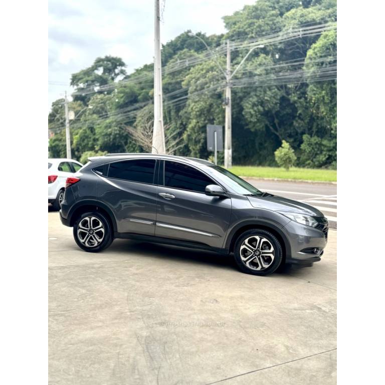 HONDA - HR-V - 2017/2018 - Cinza - R$ 99.900,00