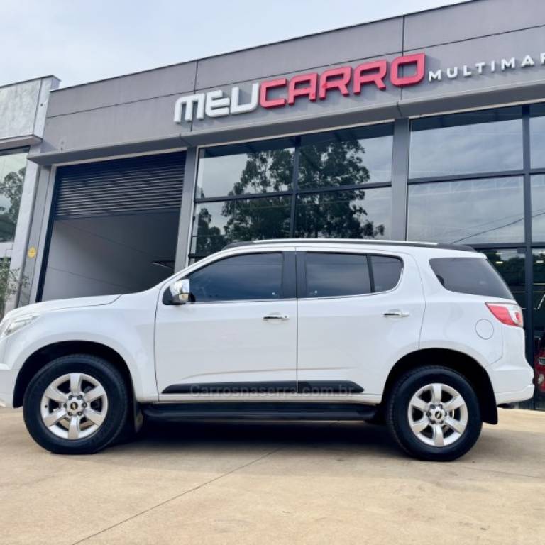 CHEVROLET - TRAILBLAZER - 2013/2013 - Branca - R$ 118.900,00