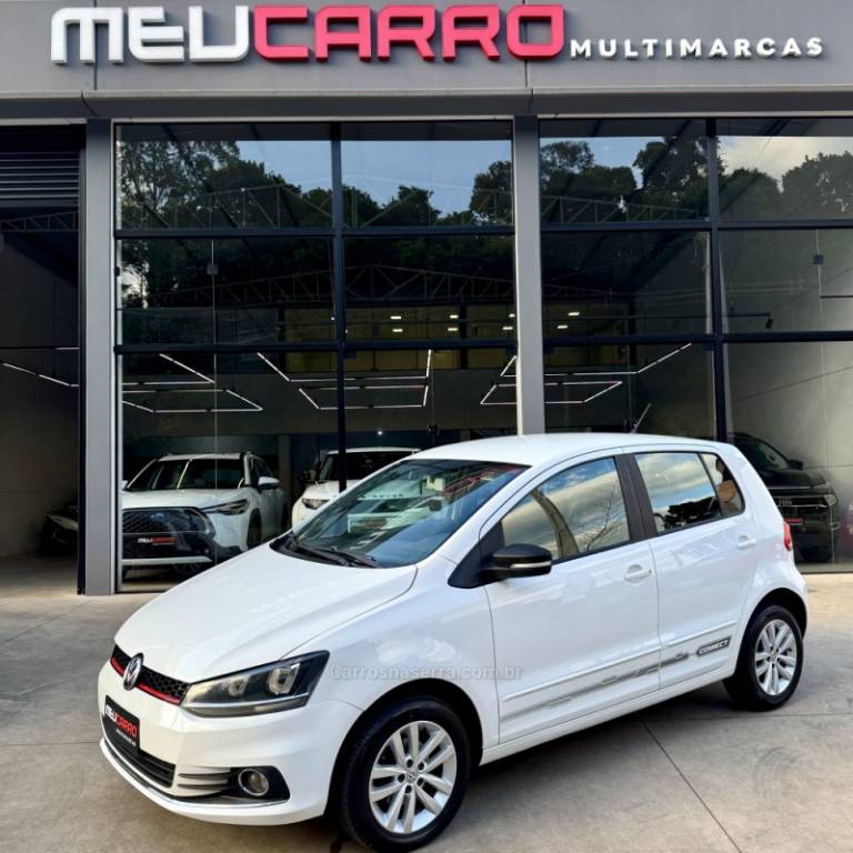 VOLKSWAGEN - FOX - 2018/2019 - Branca - R$ 59.900,00