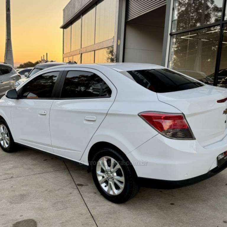 CHEVROLET - PRISMA - 2016/2016 - Branca - R$ 59.900,00