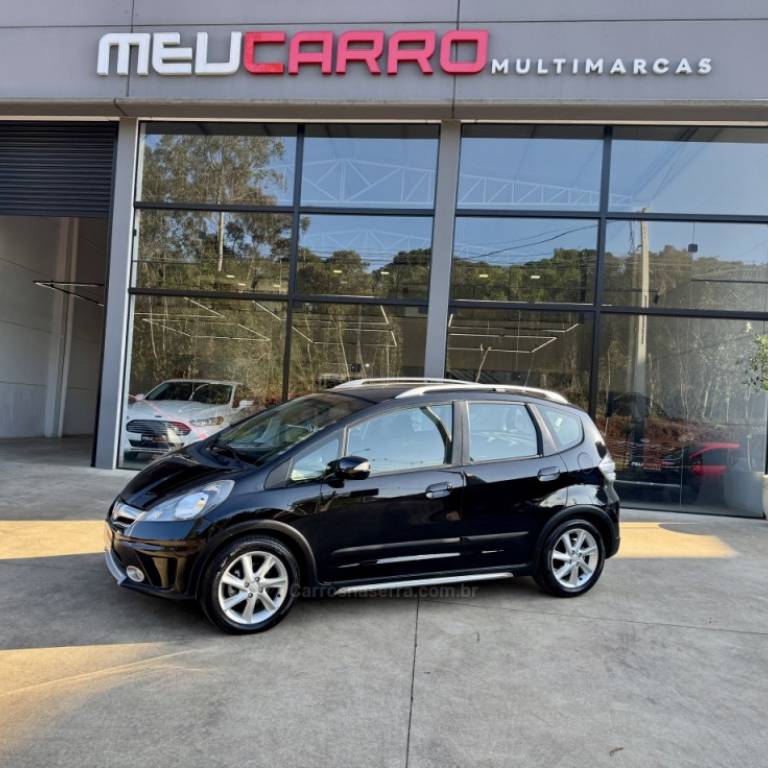 HONDA - FIT - 2013/2013 - Preta - R$ 59.900,00