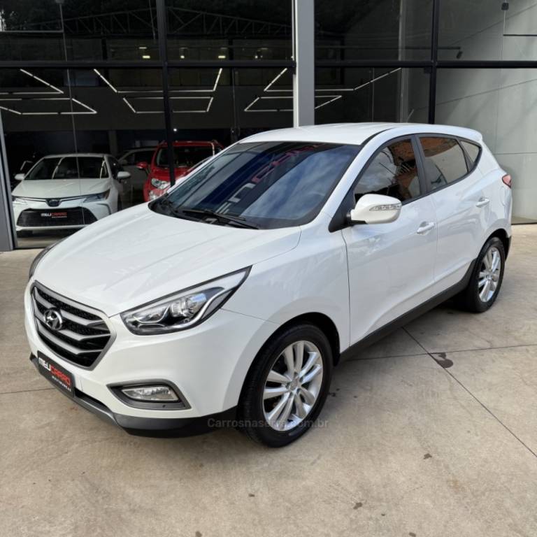 HYUNDAI - IX35 - 2015/2016 - Branca - R$ 84.900,00