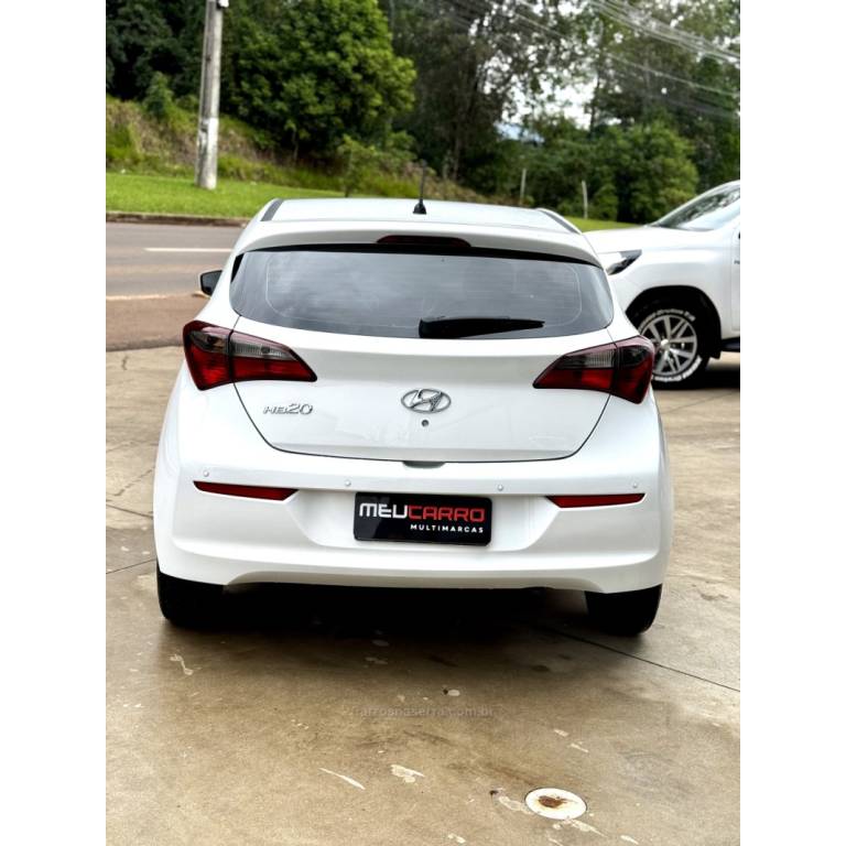 HYUNDAI - HB20 - 2019/2019 - Branca - R$ 54.900,00