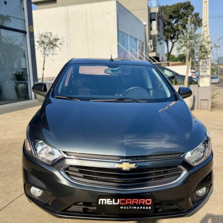 CHEVROLET - PRISMA - 2018/2019 - Cinza - R$ 69.900,00