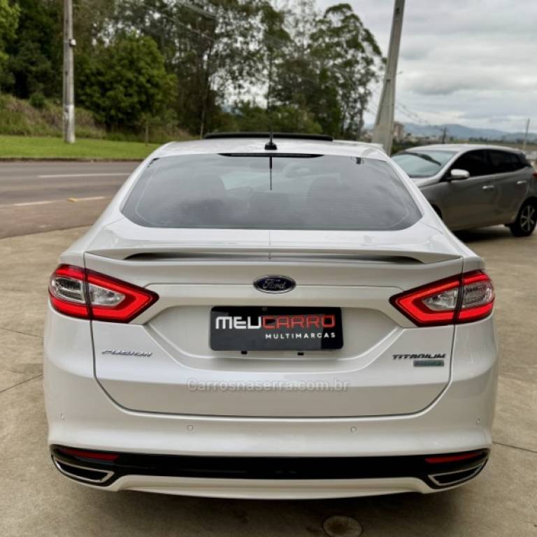 FORD - FUSION - 2014/2014 - Branca - R$ 78.900,00