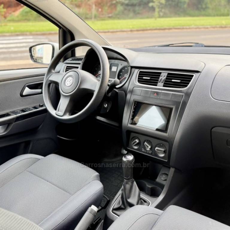 VOLKSWAGEN - FOX - 2012/2012 - Branca - R$ 34.900,00