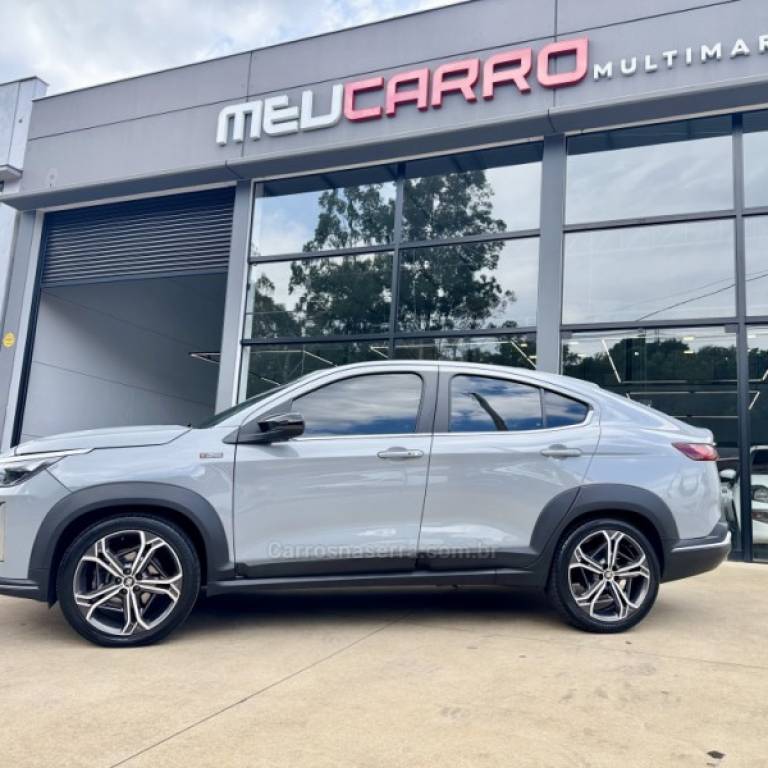 FIAT - FASTBACK - 2023/2024 - Cinza - R$ 124.900,00