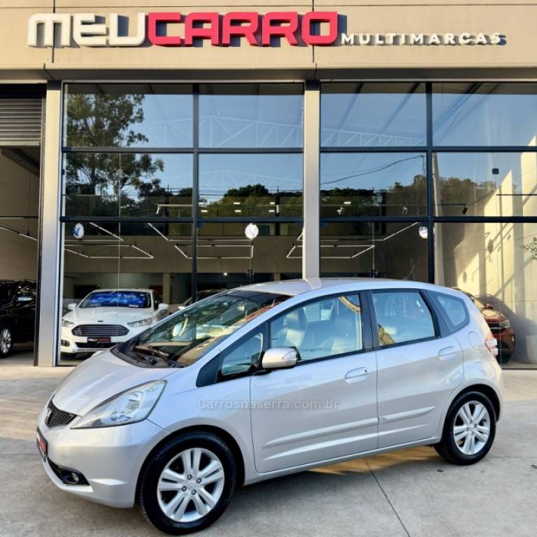 HONDA - FIT - 2009/2009 - Prata - R$ 47.900,00