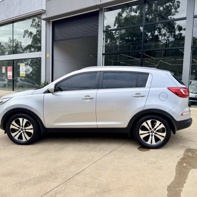 KIA MOTORS - SPORTAGE - 2013/2013 - Prata - R$ 79.900,00