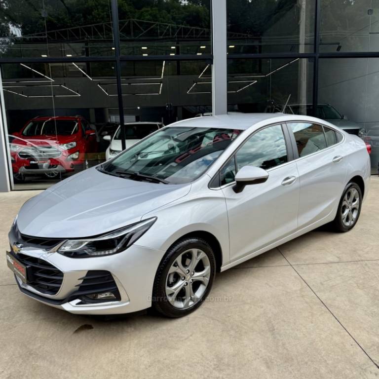 CHEVROLET - CRUZE - 2020/2021 - Prata - R$ 109.900,00