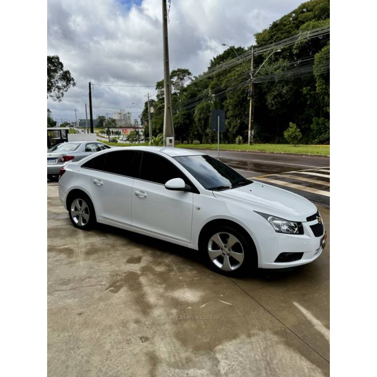 CHEVROLET - CRUZE - 2014/2014 - Branca - R$ 62.900,00