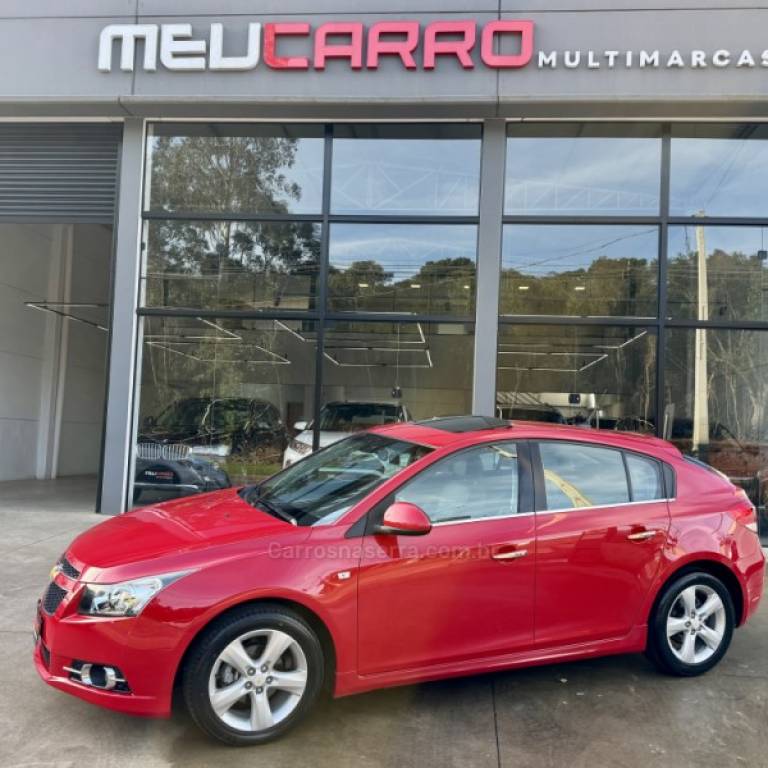 CHEVROLET - CRUZE - 2014/2014 - Vermelha - R$ 69.900,00