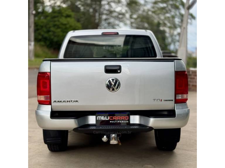 VOLKSWAGEN - AMAROK - 2015/2016 - Prata - R$ 94.900,00