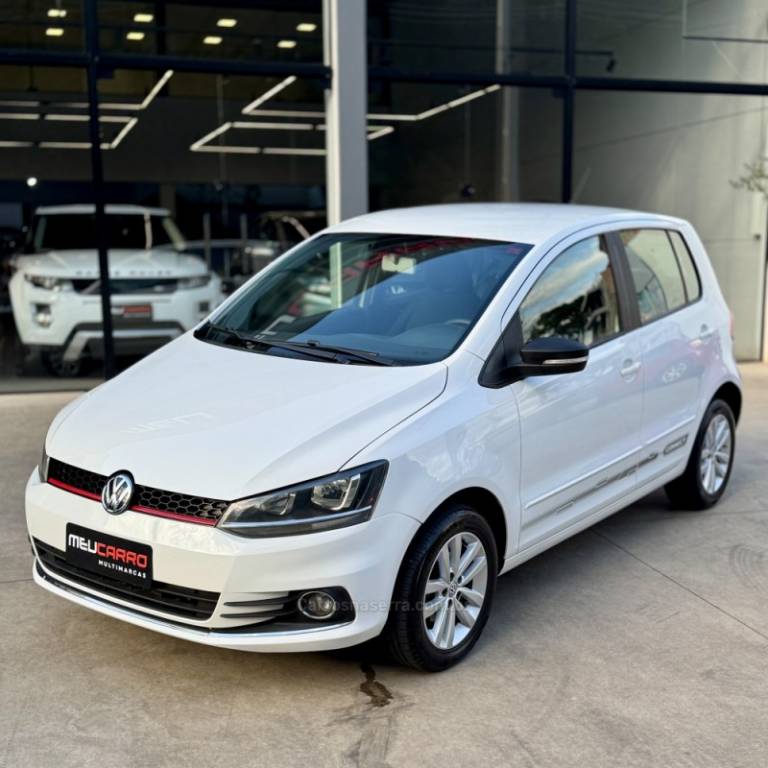 VOLKSWAGEN - FOX - 2018/2019 - Branca - R$ 59.900,00