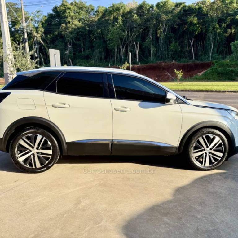 PEUGEOT - 3008 - 2018/2018 - Branca - R$ 105.900,00