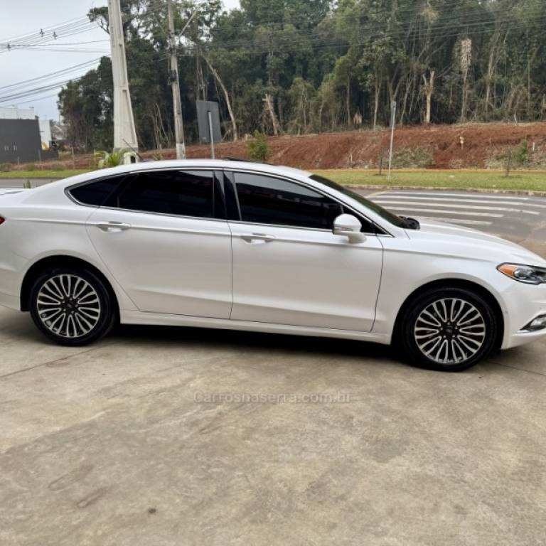 FORD - FUSION - 2017/2017 - Branca - R$ 105.900,00