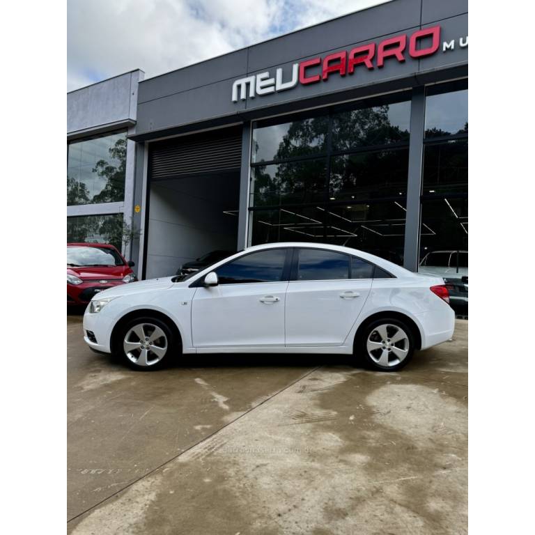 CHEVROLET - CRUZE - 2014/2014 - Branca - R$ 62.900,00