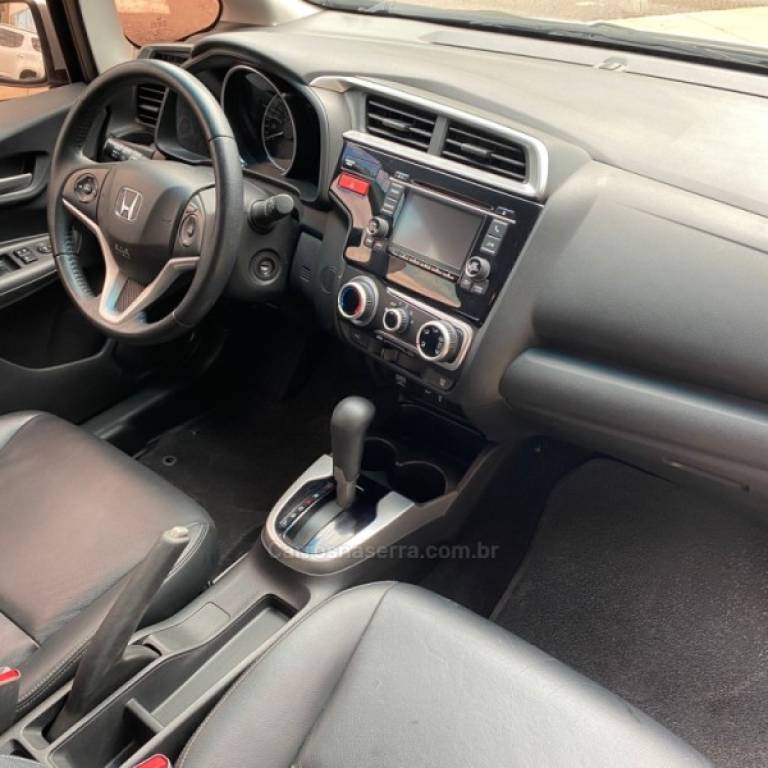 HONDA - FIT - 2016/2016 - Prata - R$ 75.900,00