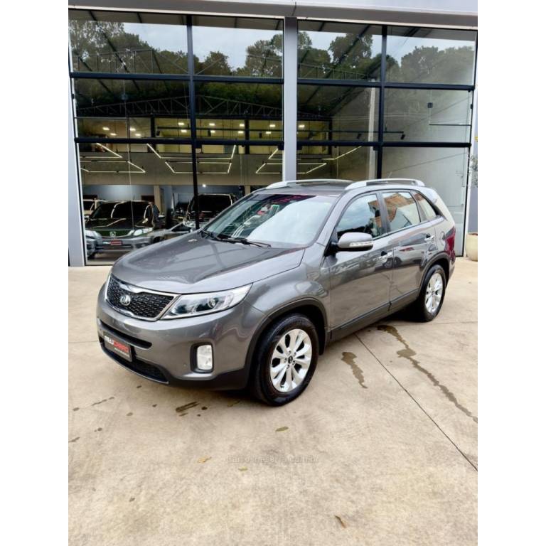KIA MOTORS - SORENTO - 2014/2015 - Cinza - R$ 83.900,00