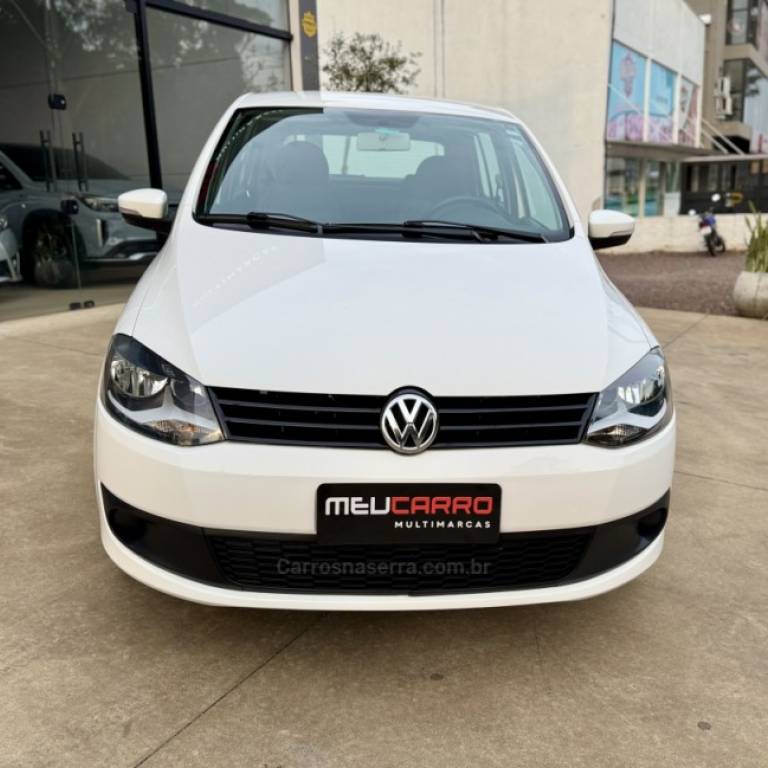 VOLKSWAGEN - FOX - 2012/2012 - Branca - R$ 34.900,00