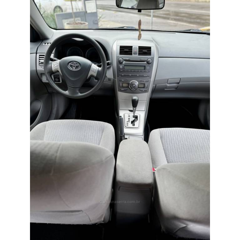 TOYOTA - COROLLA - 2009/2010 - Prata - R$ 61.900,00