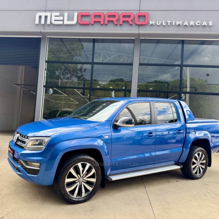 VOLKSWAGEN - AMAROK - 2018/2019 - Azul - R$ 159.900,00