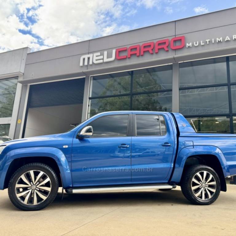 VOLKSWAGEN - AMAROK - 2018/2019 - Azul - R$ 159.900,00
