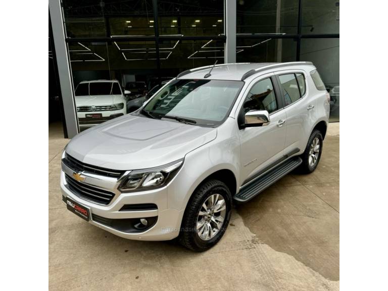 CHEVROLET - TRAILBLAZER - 2019/2020 - Prata - R$ 197.900,00