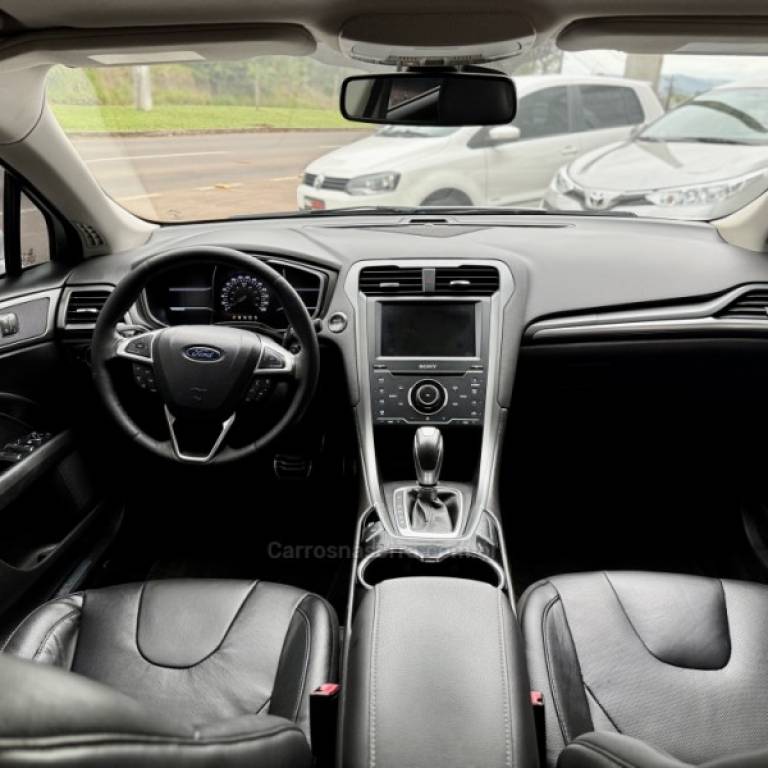 FORD - FUSION - 2014/2014 - Branca - R$ 78.900,00