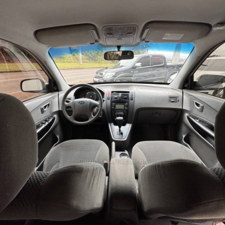 HYUNDAI - TUCSON - 2012/2013 - Prata - R$ 52.900,00
