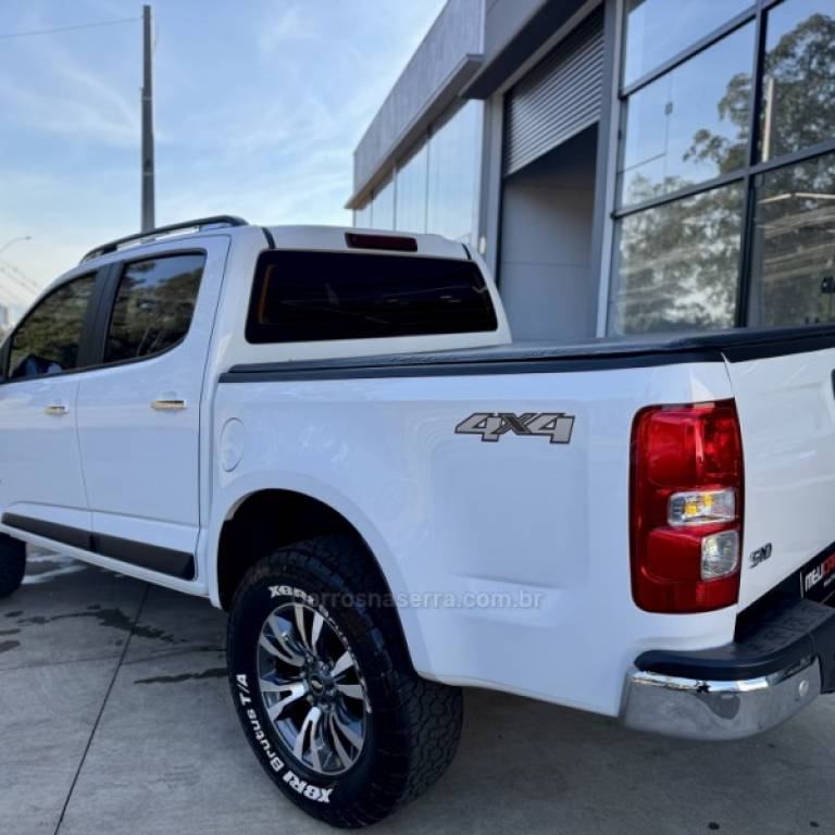 CHEVROLET - S10 - 2018/2018 - Branca - Sob Consulta
