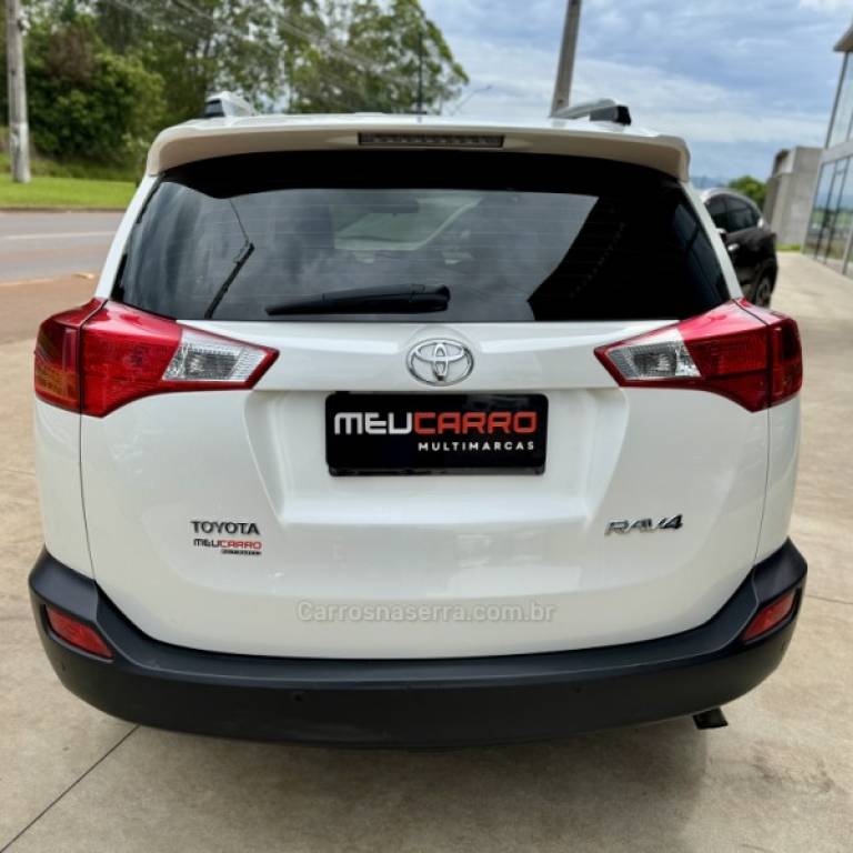 TOYOTA - RAV4 - 2013/2013 - Branca - R$ 88.900,00