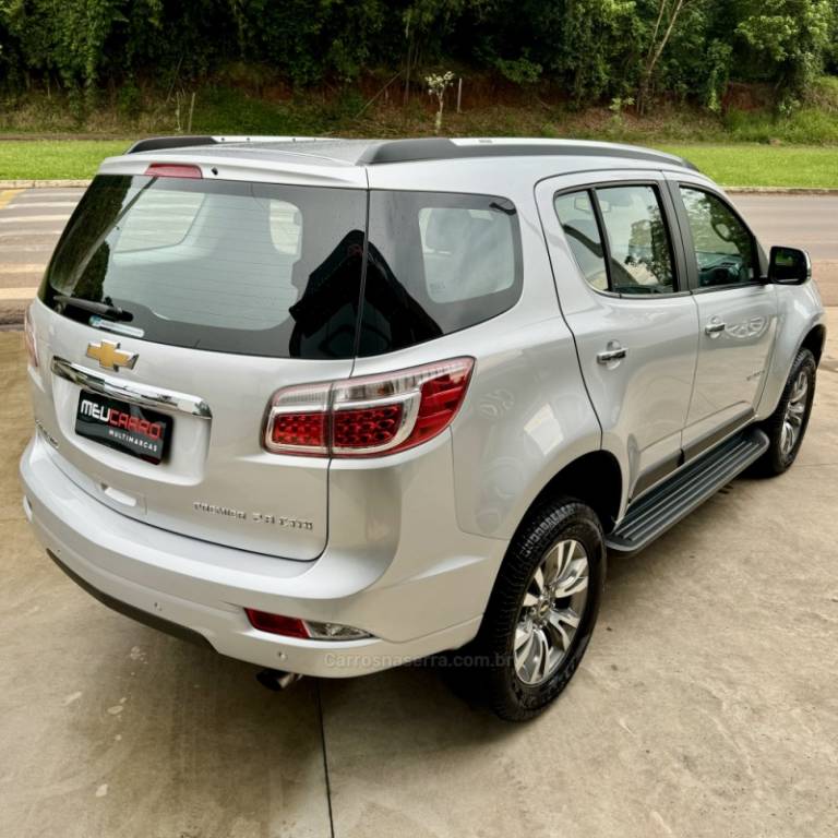 CHEVROLET - TRAILBLAZER - 2019/2020 - Prata - R$ 189.900,00